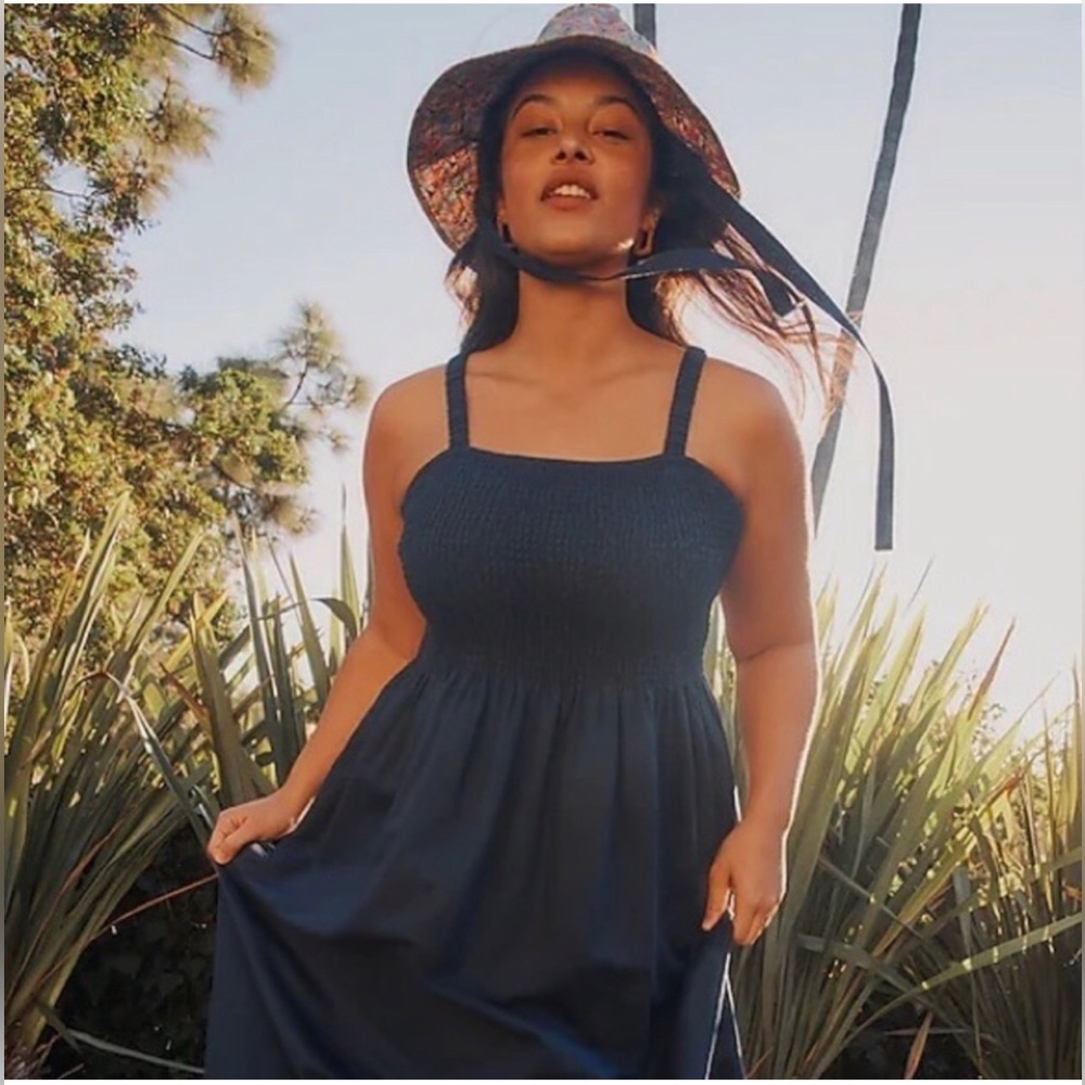 J. Crew Smocked Beach Dress Size M Navy Linen Cotton Blend Sleeveless Midi - Picture 2 of 15